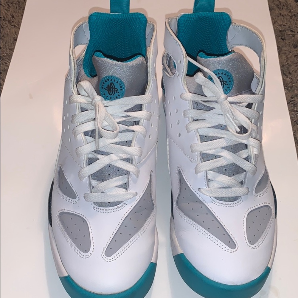 Huarach Nike